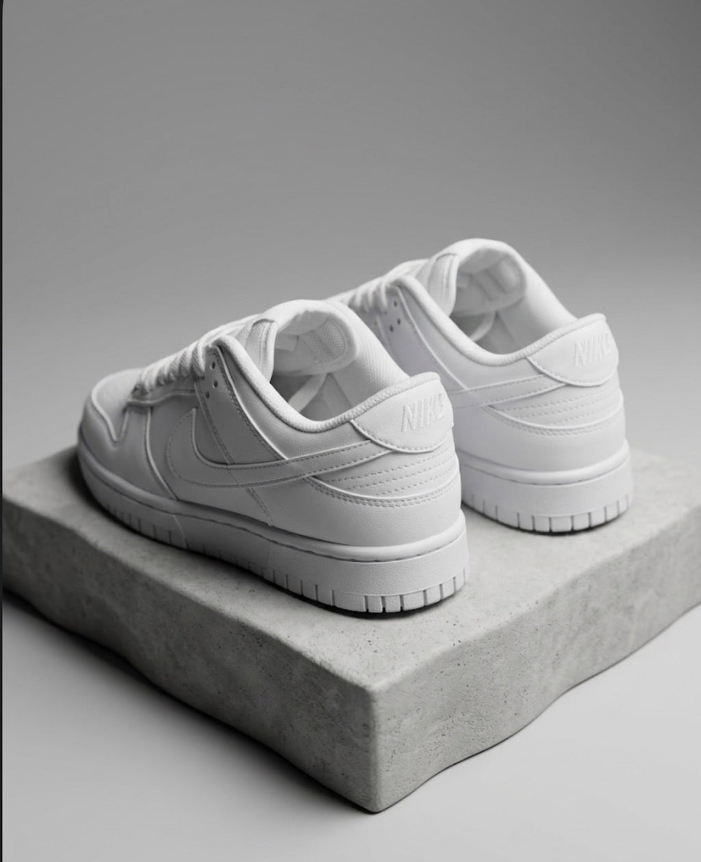 Nike Dunk Low Triple White