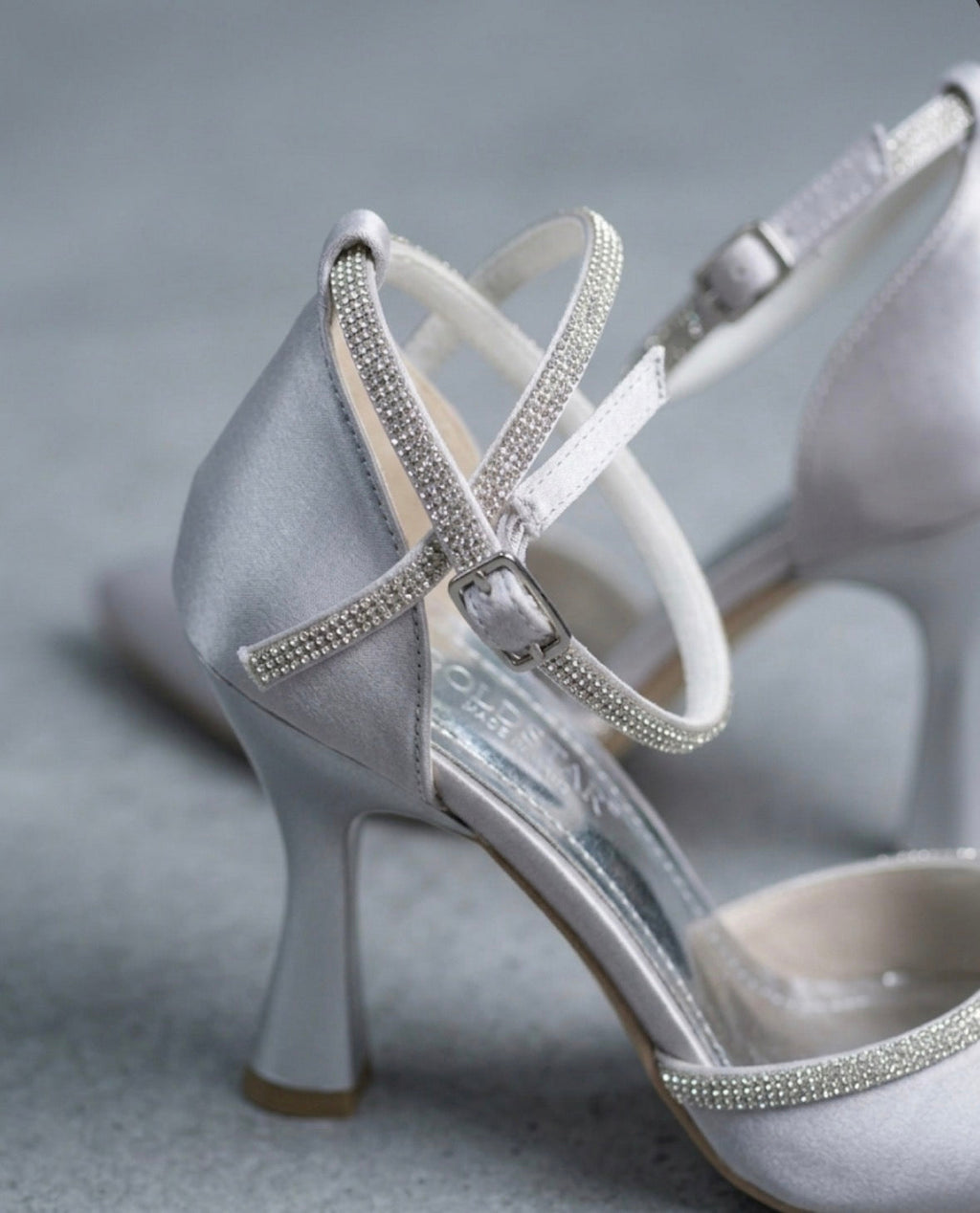 Goldstar Çapraz Kristal Bantlı Gri Saten – Silver Bridal
