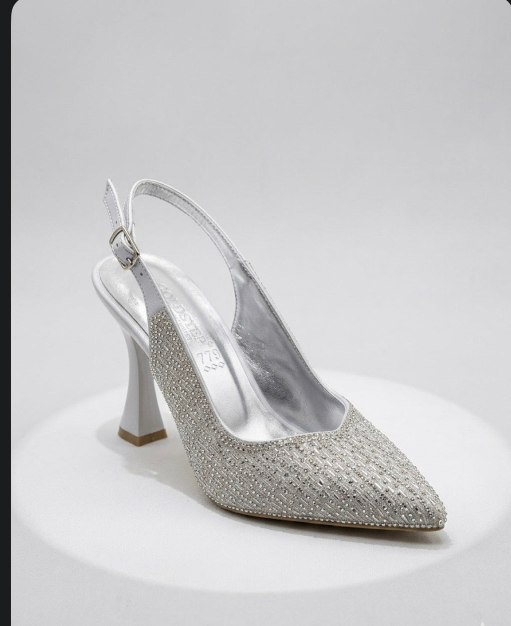 Gümüş Kristal Taş İşlemeli Heykel Topuklu Slingback