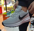 Nike Erkek Spor Ayakkabı – Gri