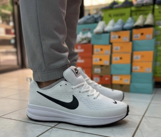 Nike Erkek Spor Ayakkabı – Beyaz