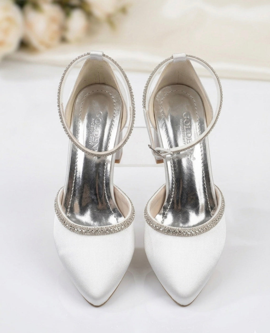 Beyaz Saten Kristal Detaylı Gelin Stilettosu